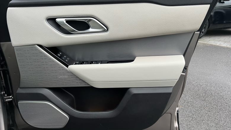 Land Rover Range Rover Velar 3.0 D300 MHEV HST 5dr Auto Diesel Estate